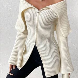 Foldover Off Shoulder Zip Up Cardigan
Beige / S(4)